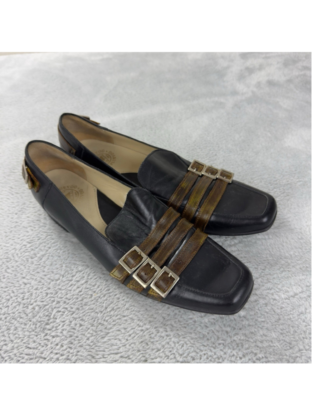 John Fluevog Women's Sz 7 US/4.5 UK/37-38 EU Black Leather Loafers Triple Strap